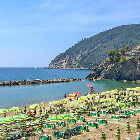Beautiful Apartment In Moneglia With Kitchen Εξωτερικό φωτογραφία